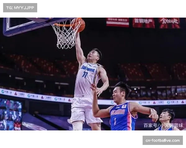 上海狂胜四川40分豪取九连胜 领头羊展现恐怖统治力